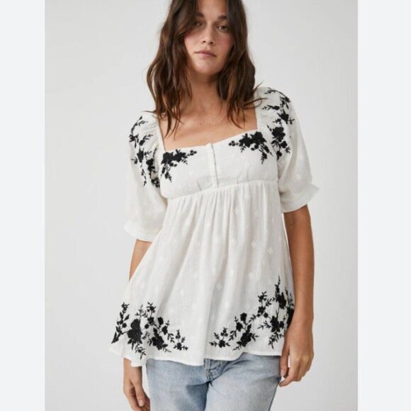 Free People Arlo White Black Embroidered Tunic in Nilla Cream Boho Size‎ XS NEW - Picture 1 of 13